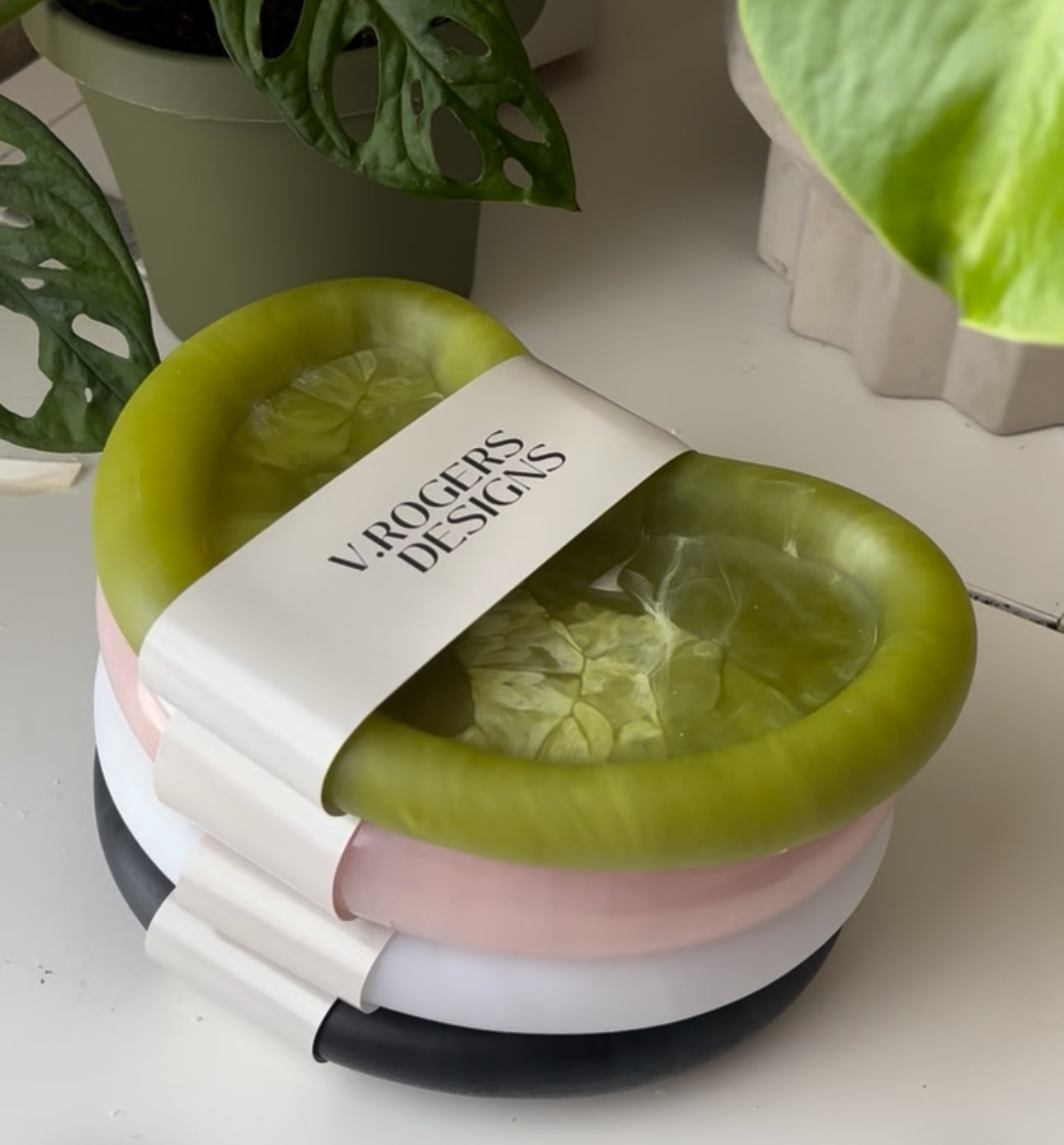 The Waning Dish
