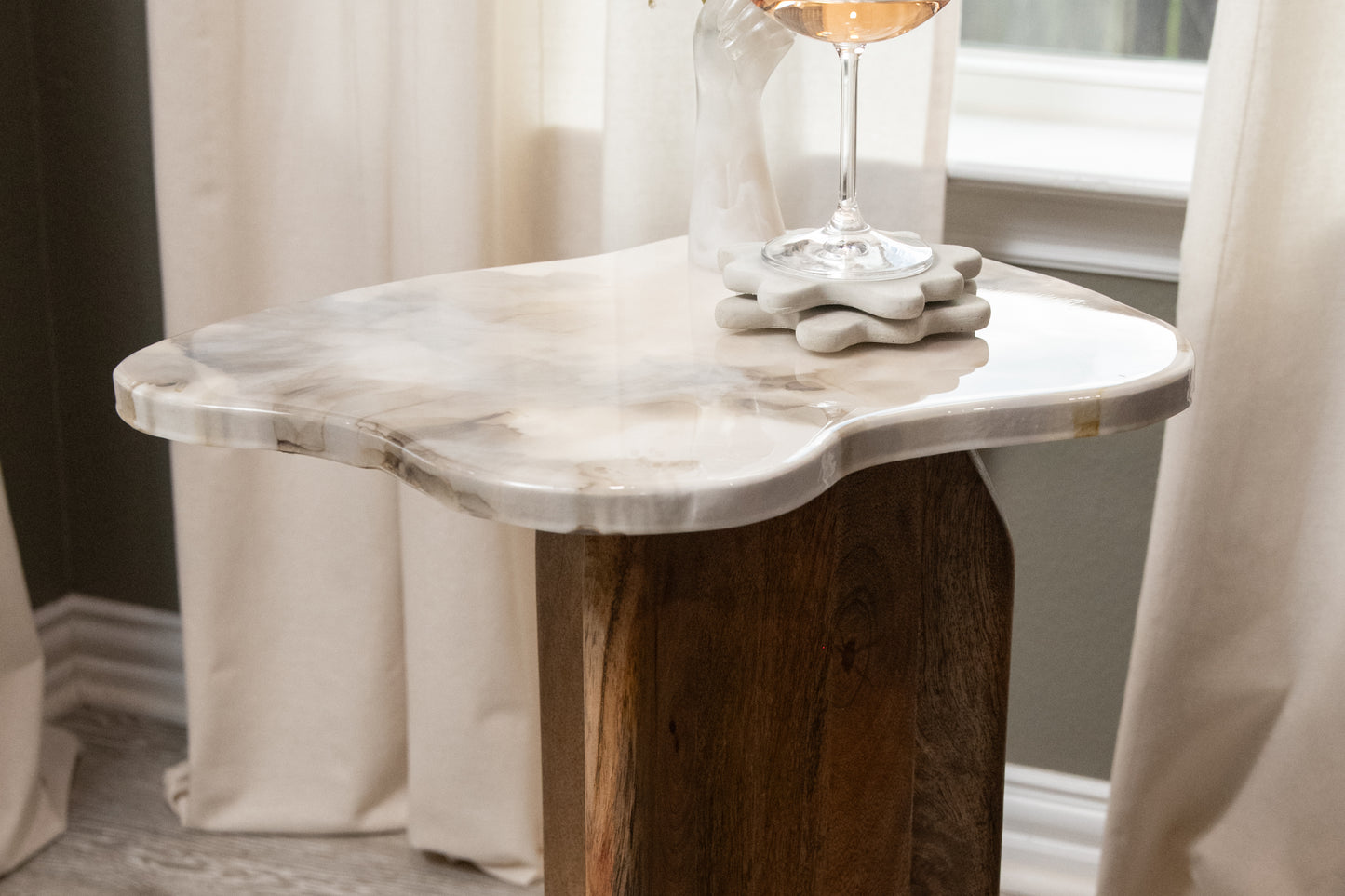 “chai” side table