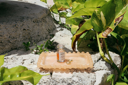 Maré Pearl Edge Tray