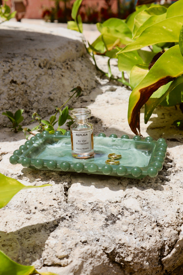 Maré Pearl Edge Tray
