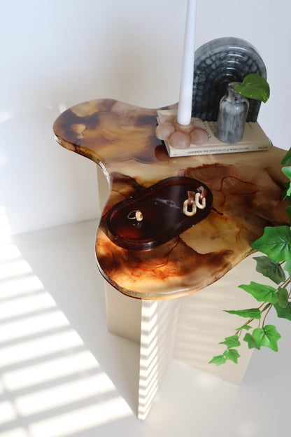 “cali” side table